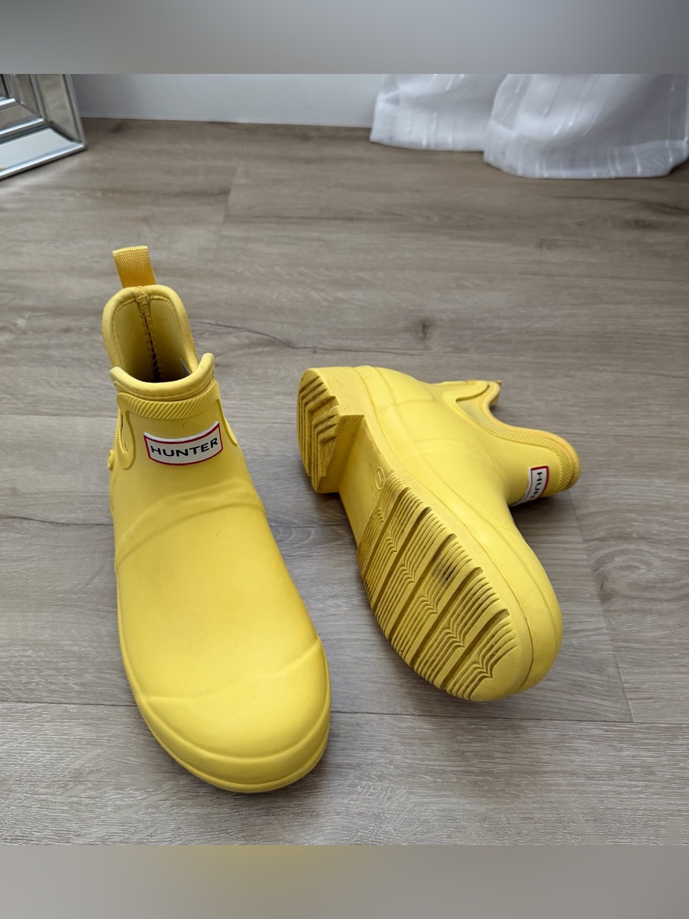 Hunter x Target Collab Yellow Rubber Ankle Rain Boots Women's Size 7